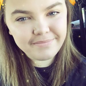 Meet your Posher, Abigail